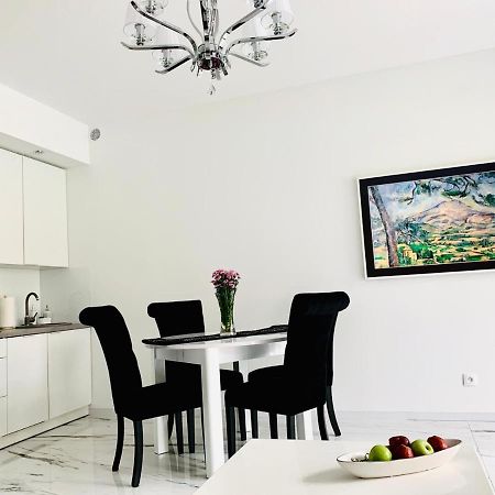 Leo Royal Apartament 波别罗沃 外观 照片