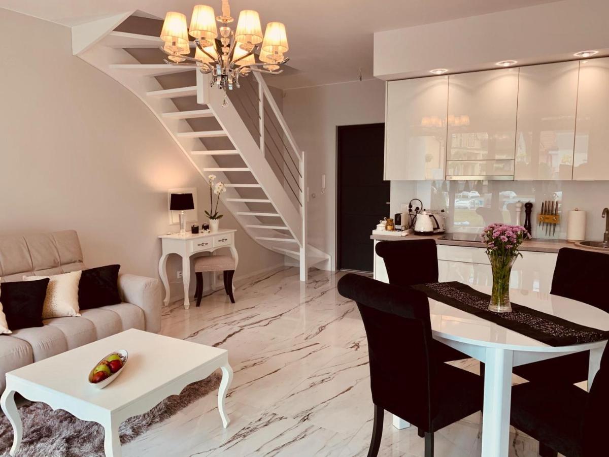 Leo Royal Apartament 波别罗沃 外观 照片